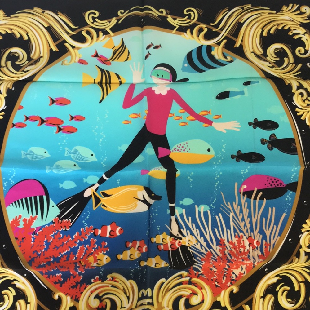 Boutique Moschino Scarf Olive Oyl Snorkeling Silk - Picture 2 of 8
